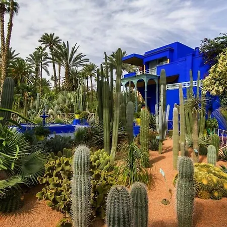 Deluxe Apartment In The Center Of City With Free Wifi Marrakesh Exterior photo
